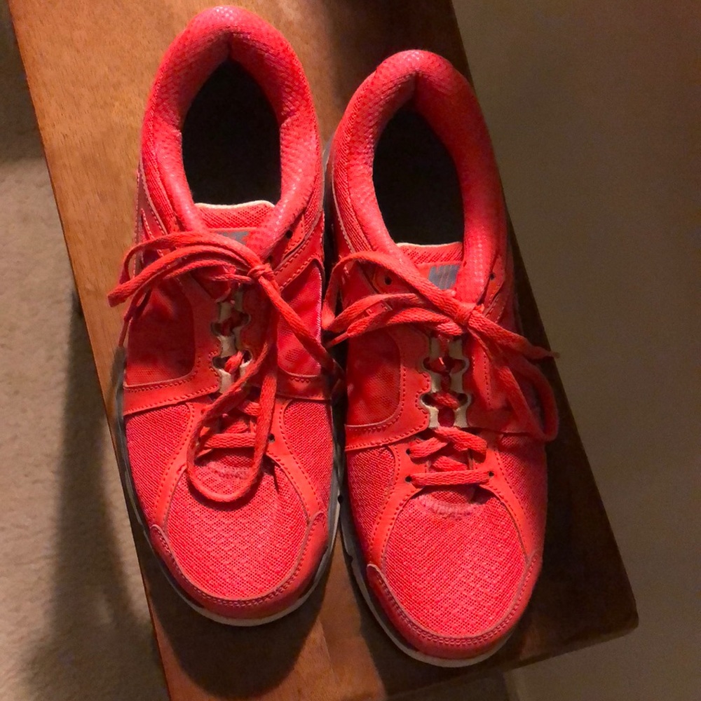 Tennis Shoes